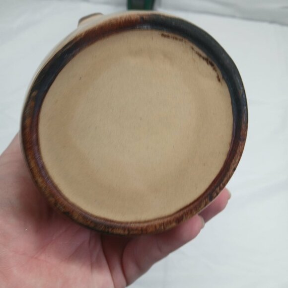 Vintage Bean Pot - Picture 16 of 16